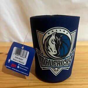 Dallas Mavericks Can Holder Coozie with full bottom New with Tag $5